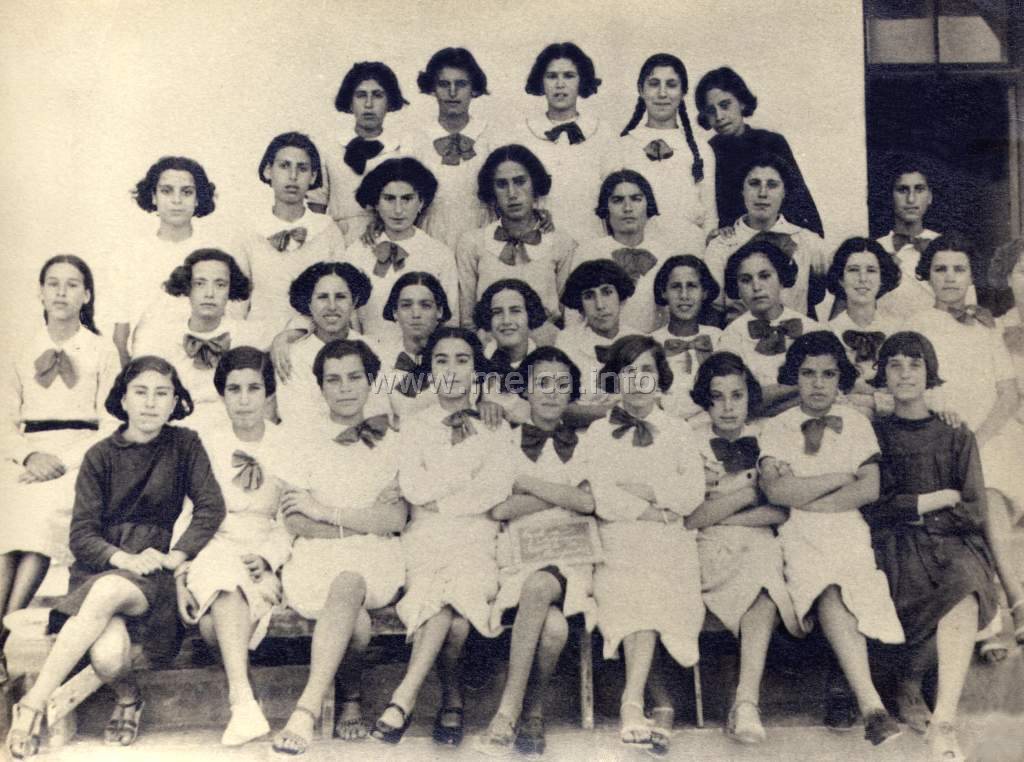 AIU - Classe de jeunes filles - 1938?